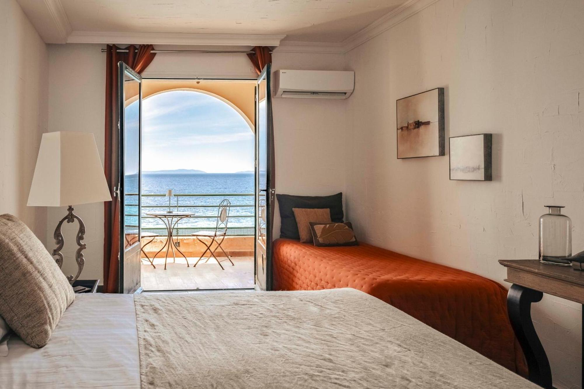 Surplage Hotel Cavaliere Ле-Лаванду Экстерьер фото